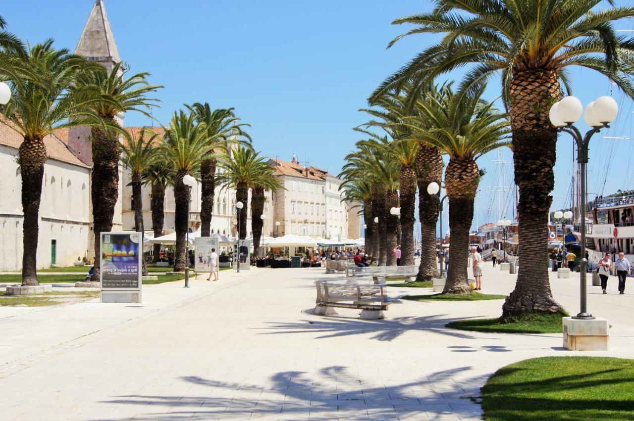 Apartments Mandaric Trogir Exterior photo