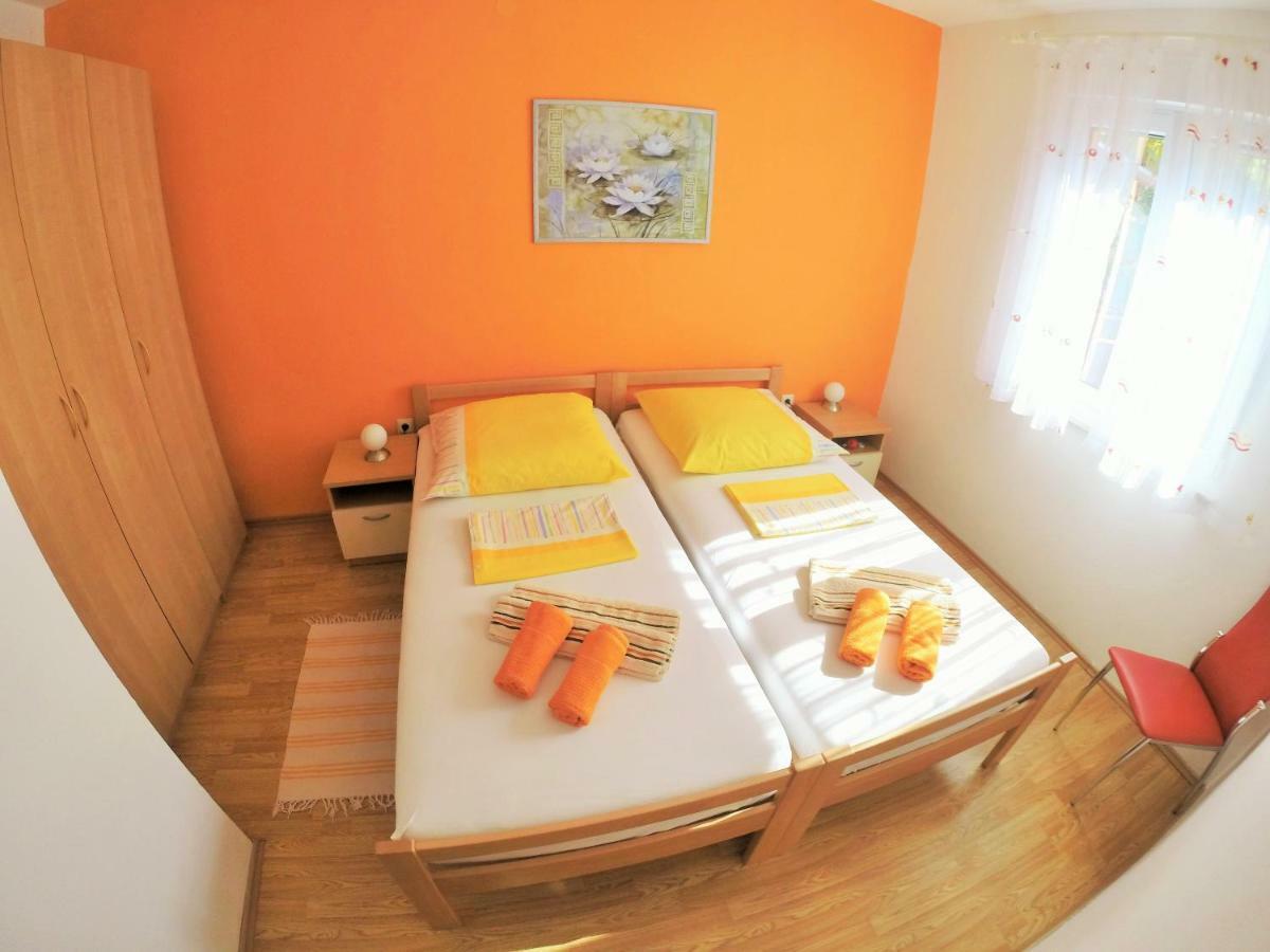 Apartments Mandaric Trogir Exterior photo